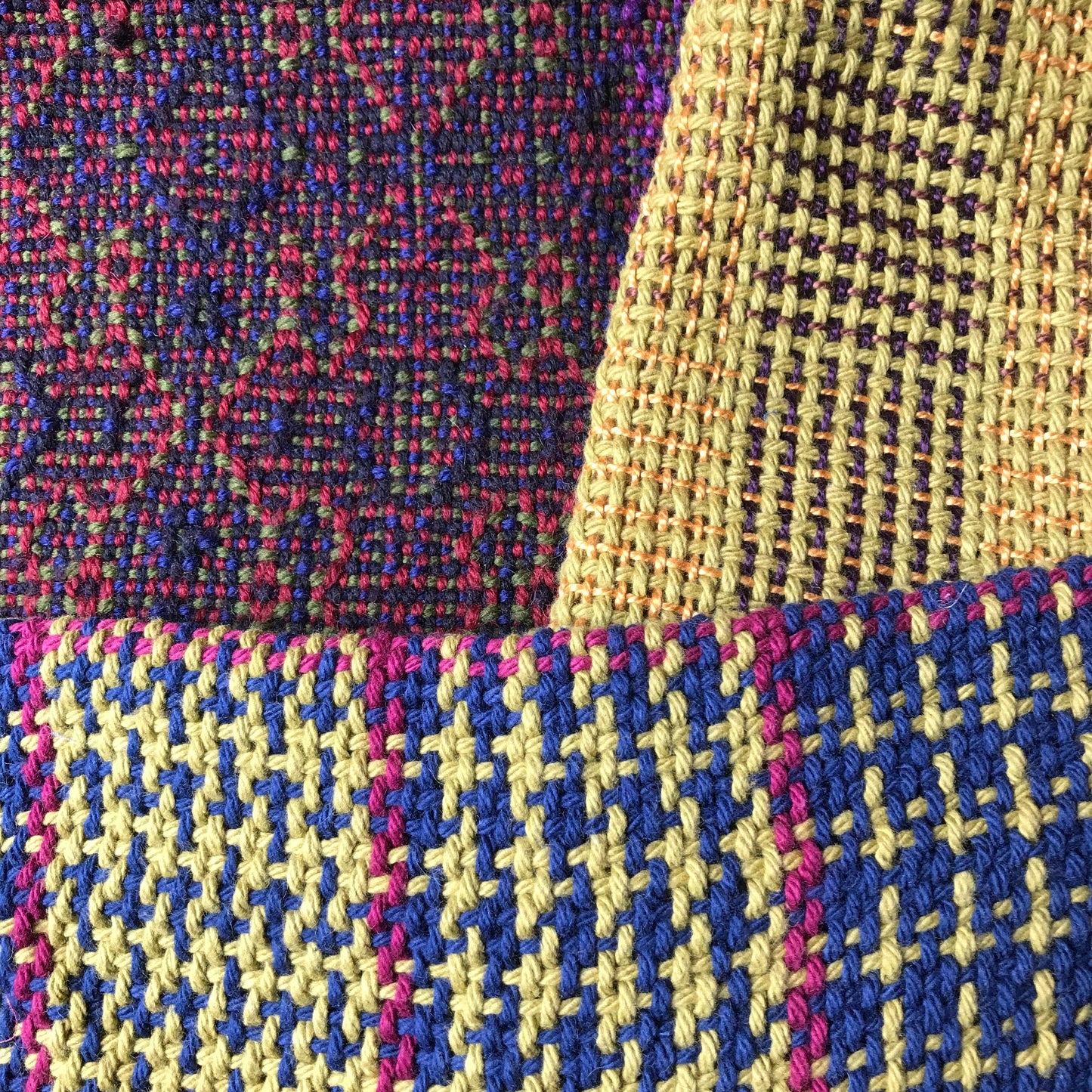 COLOR AND WEAVE ON A RIGID HEDDLE LOOM