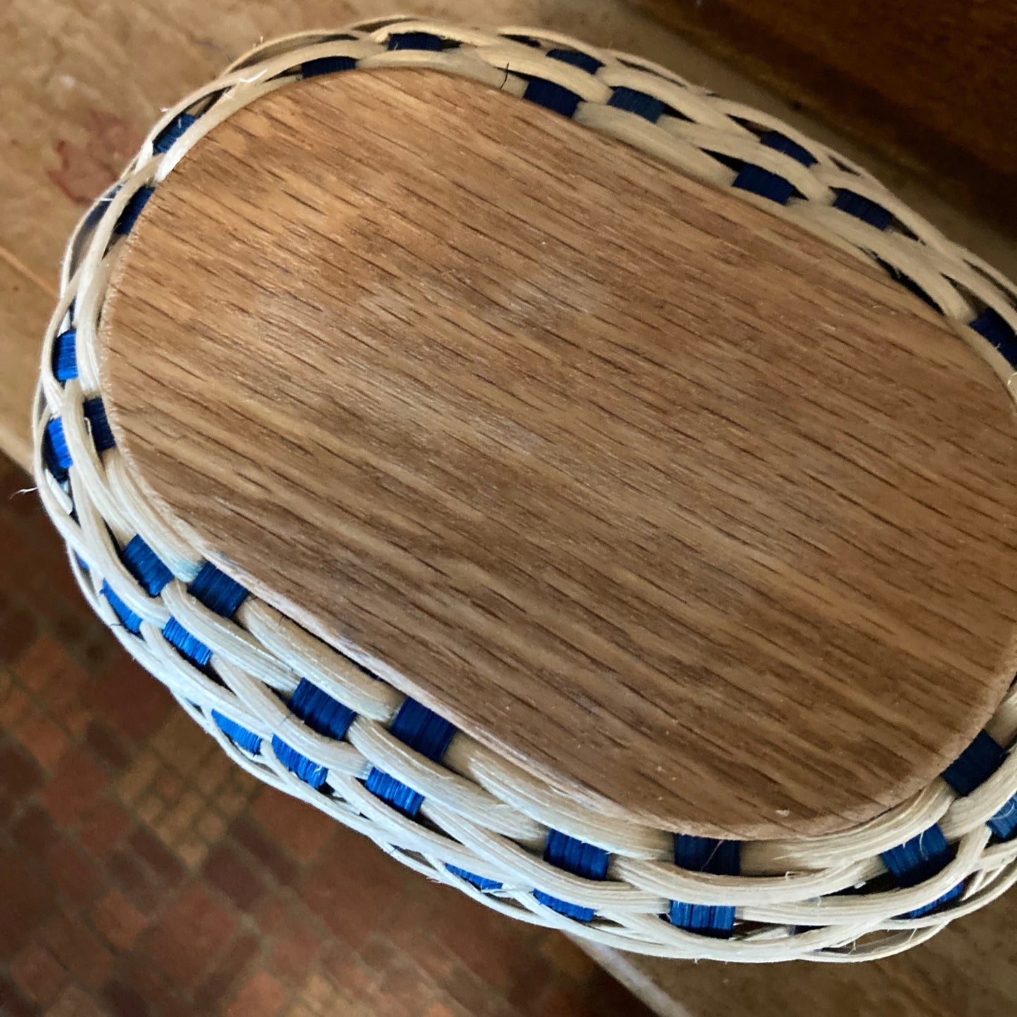 OVAL TWILL WOODEN BASE BASKET