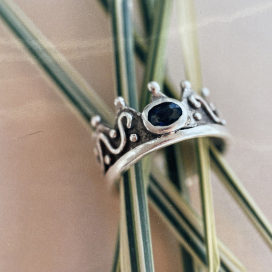 DESIGN AND CREATE YOUR OWN JEWELRY