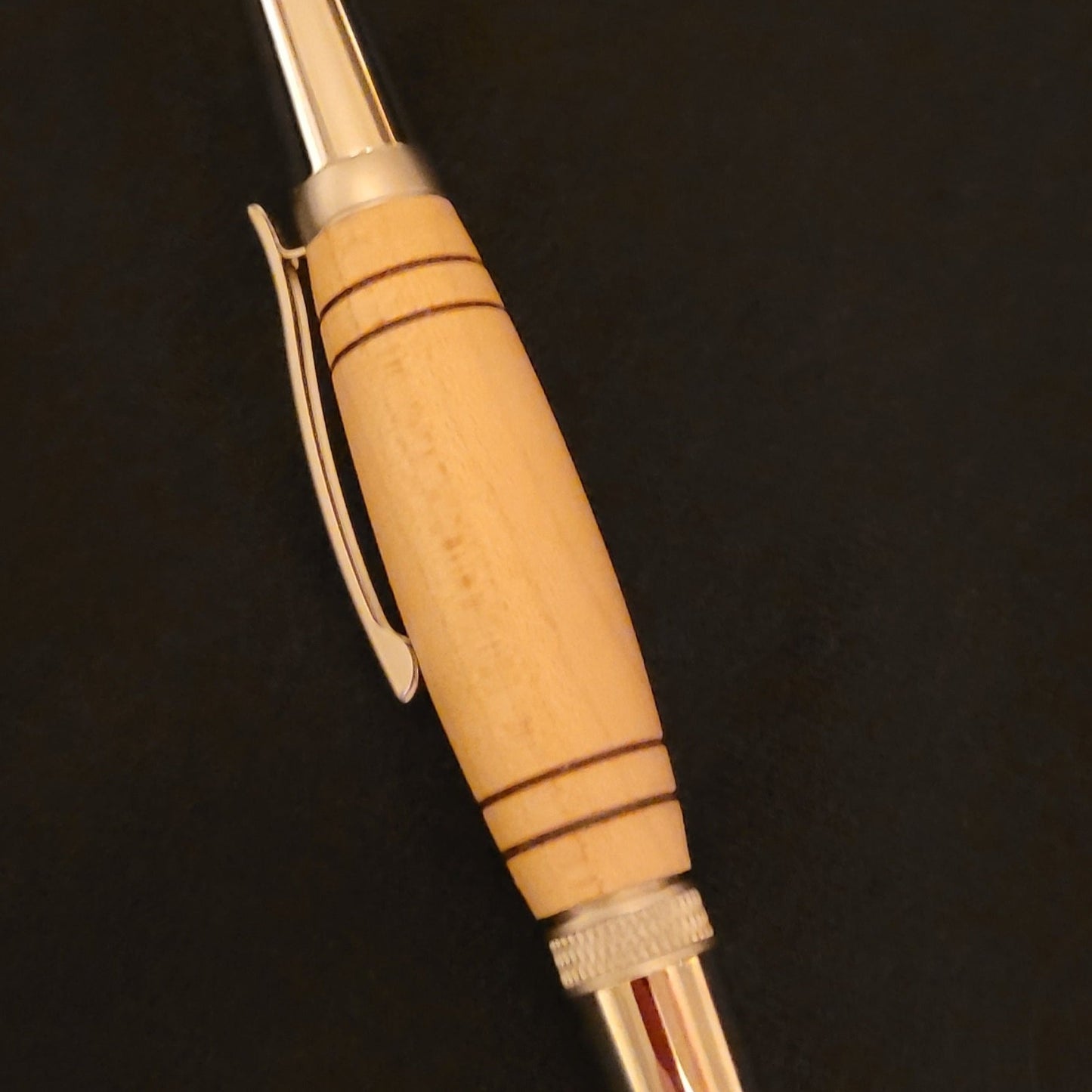 WOODTURNING - TURNING A WOODEN PEN